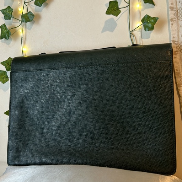 Authentic Louis Vuitton Green Taiga Leather Briefcase Gold Hardware And Handle - Picture 6 of 17